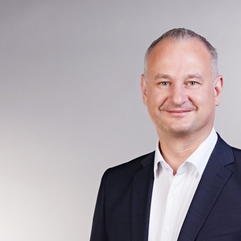 Prof. Dr.-Ing. Christoph Benk, Geschäftsführer von Resuscitec und einer der Väter der CARL-Technologie